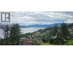5165 Macneill Court, Peachland, BC V0H1X2 Photo 6