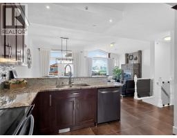 Dining room - 8723 Badger Drive, Kamloops, BC V2C0B2 Photo 13