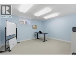 788 Rosewood Crescent, Kamloops, BC V2H1S4 Photo 33