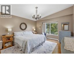 788 Rosewood Crescent, Kamloops, BC V2H1S4 Photo 17