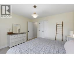 788 Rosewood Crescent, Kamloops, BC V2H1S4 Photo 32