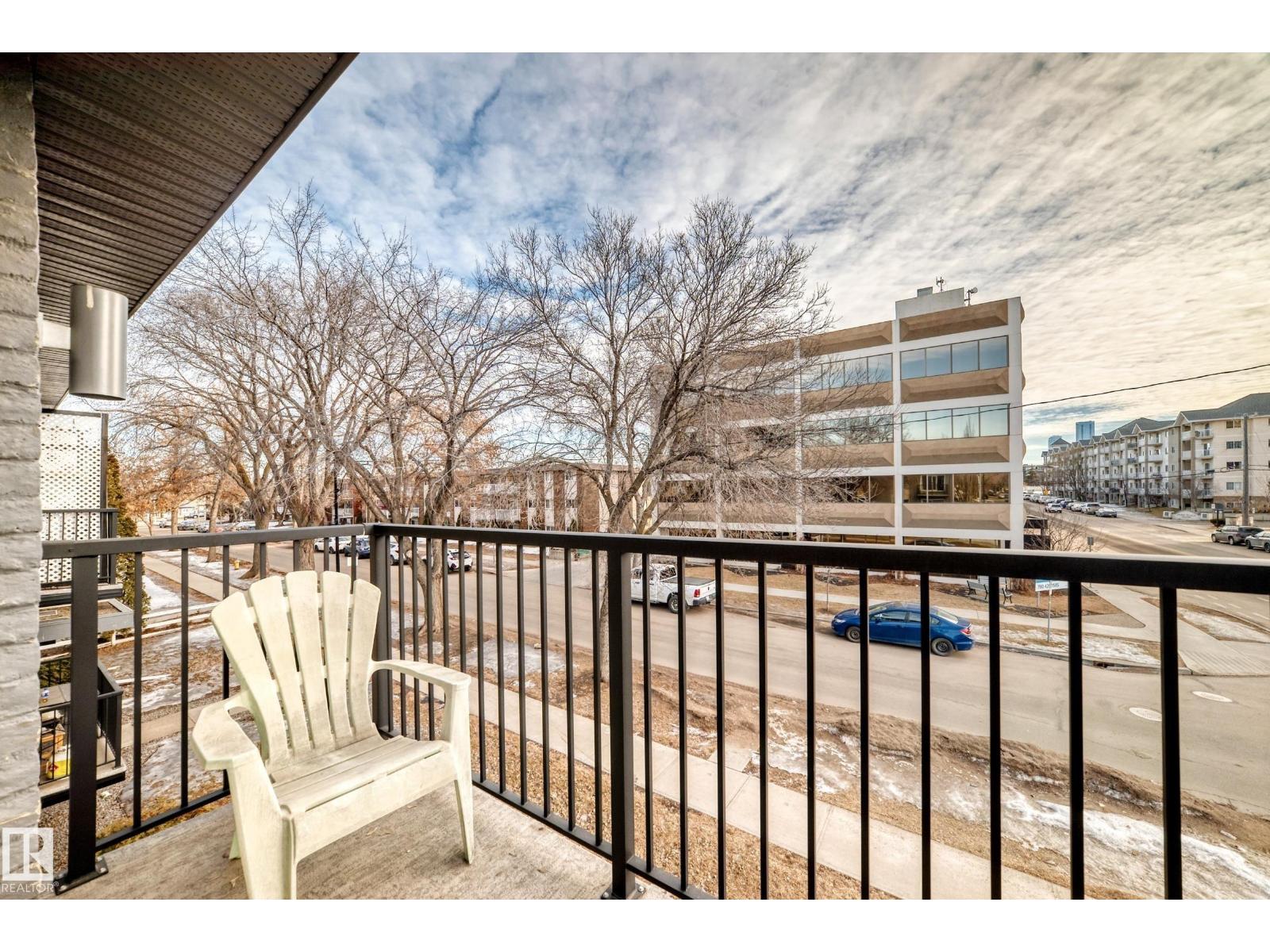 #302 10606 123 ST NW - 17