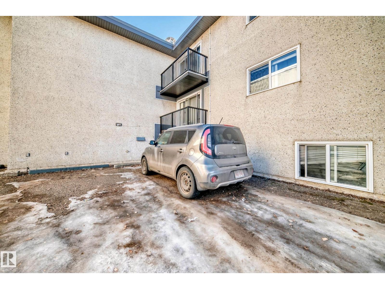#302 10606 123 ST NW - 36