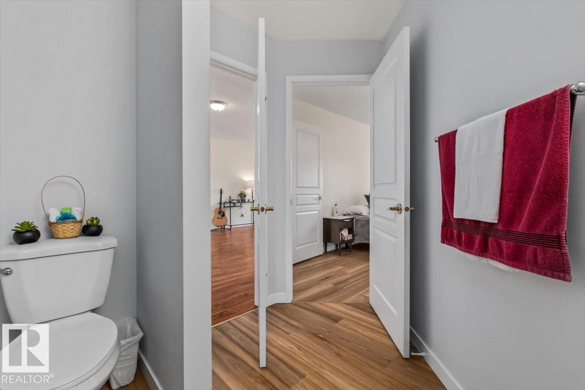 #92 13320 124 ST NW - 22