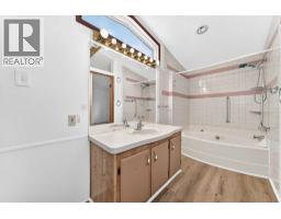 262 Burroughs Circle NE - photo 18