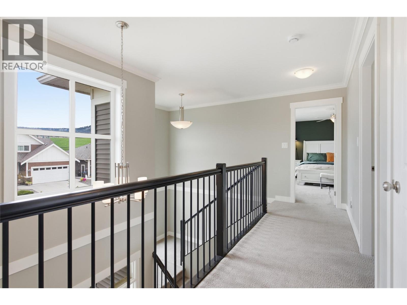 1551 Cowan Way - 24