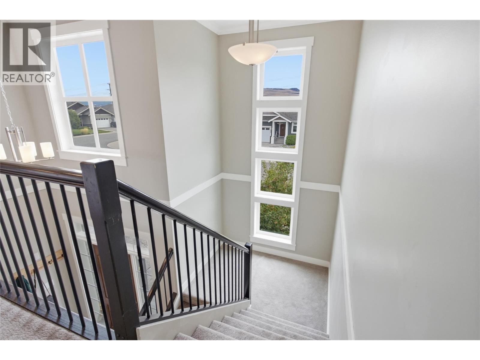 1551 Cowan Way - 23