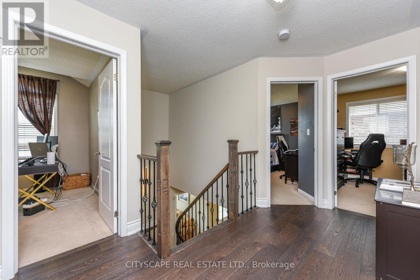 879 BENNETT BOULEVARD - 19