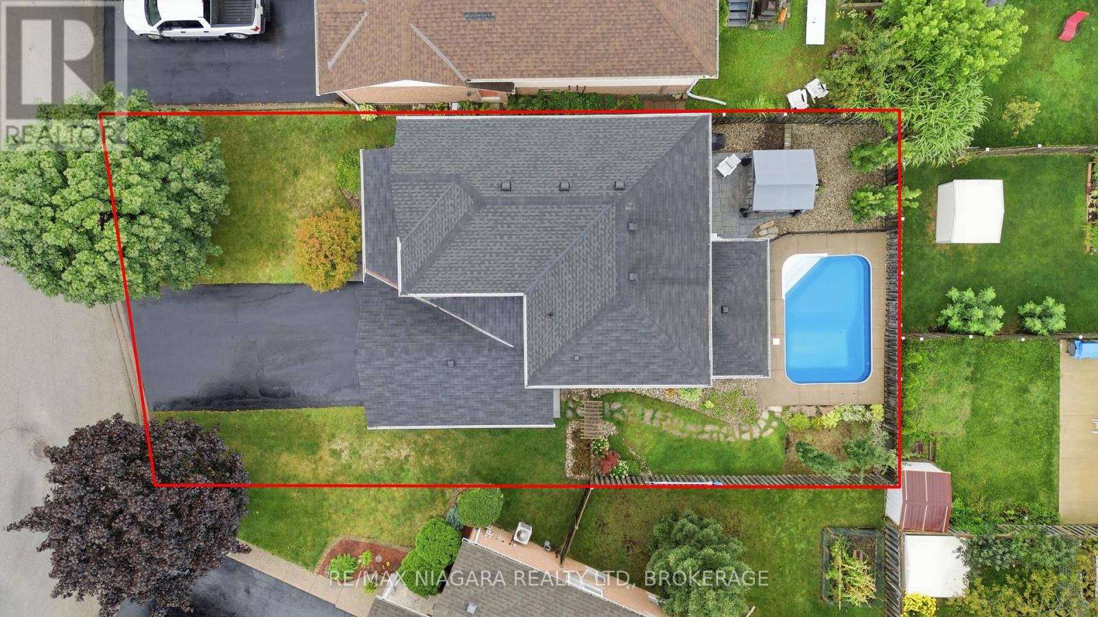15 COZOCAR CRESCENT - 24