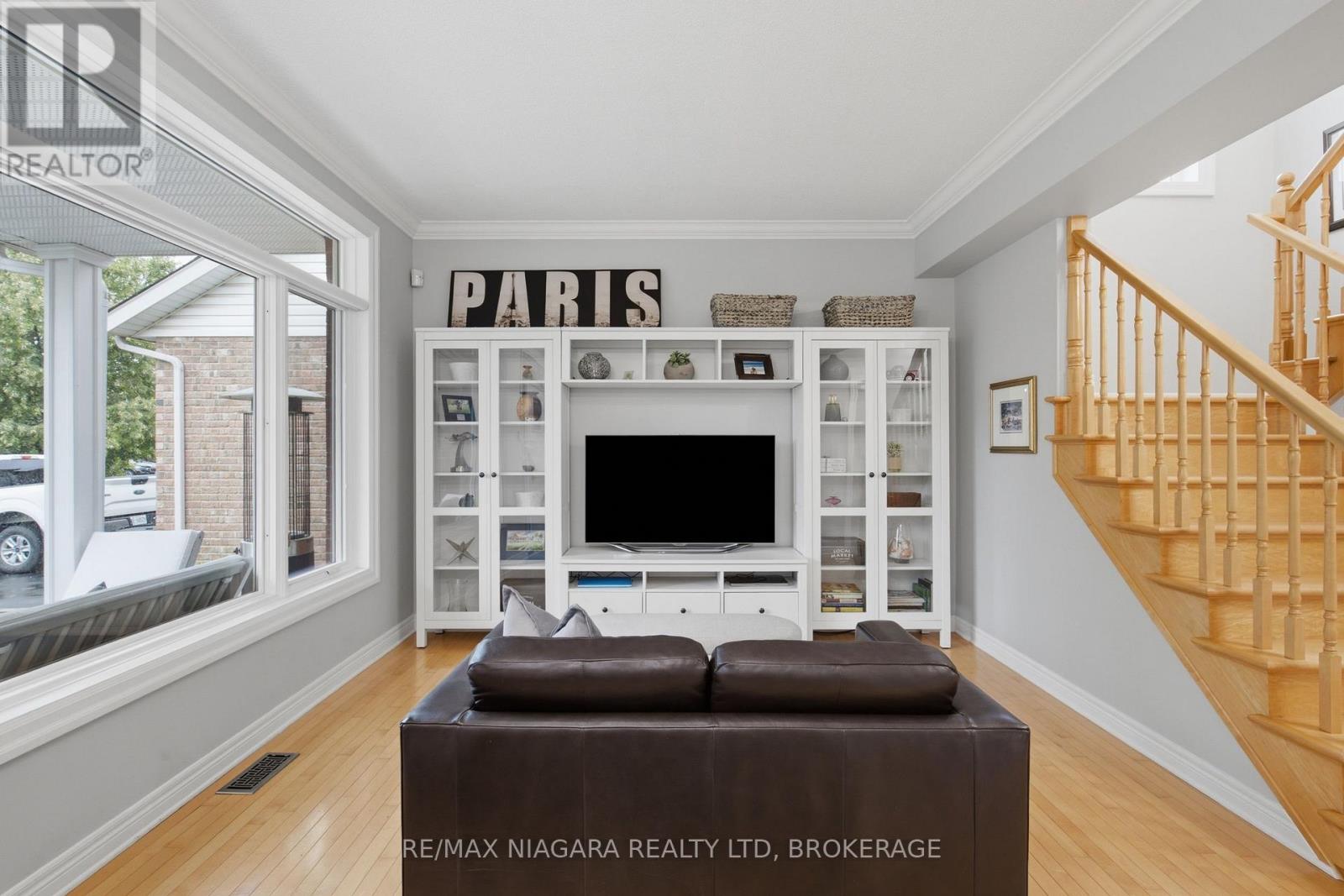 15 COZOCAR CRESCENT - Image 33