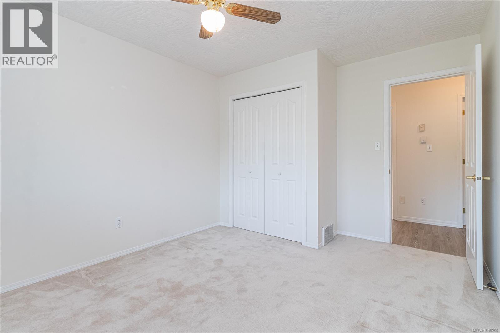 #20 815 Dunsmuir Cres - 20