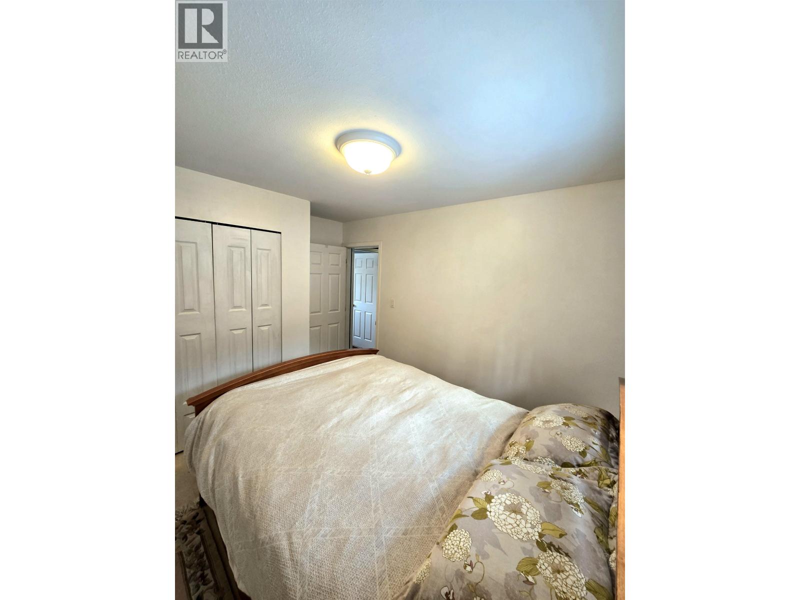 2261 EAGLE CREEK ROAD - 13