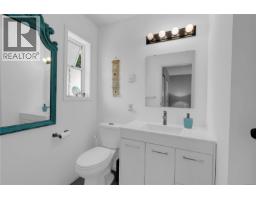 Dining nook - 928 Mesher Pl, Esquimalt, BC V9A6Z1 Photo 19