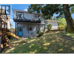 928 Mesher Pl, Esquimalt, BC V9A6Z1 Photo 34