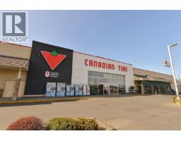 928 Mesher Pl, Esquimalt, BC V9A6Z1 Photo 43