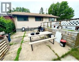 542 Elizabeth Street, Weyburn, SK S4H1S4 Photo 14