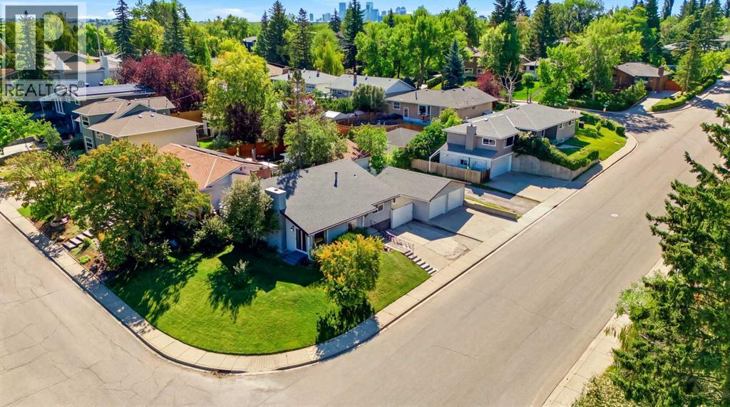 2445 Cherokee Drive NW, Calgary, Alberta, T2L0X6