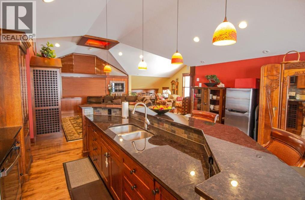 Listing photo – 141 Birchcliff Road, Birchcliff