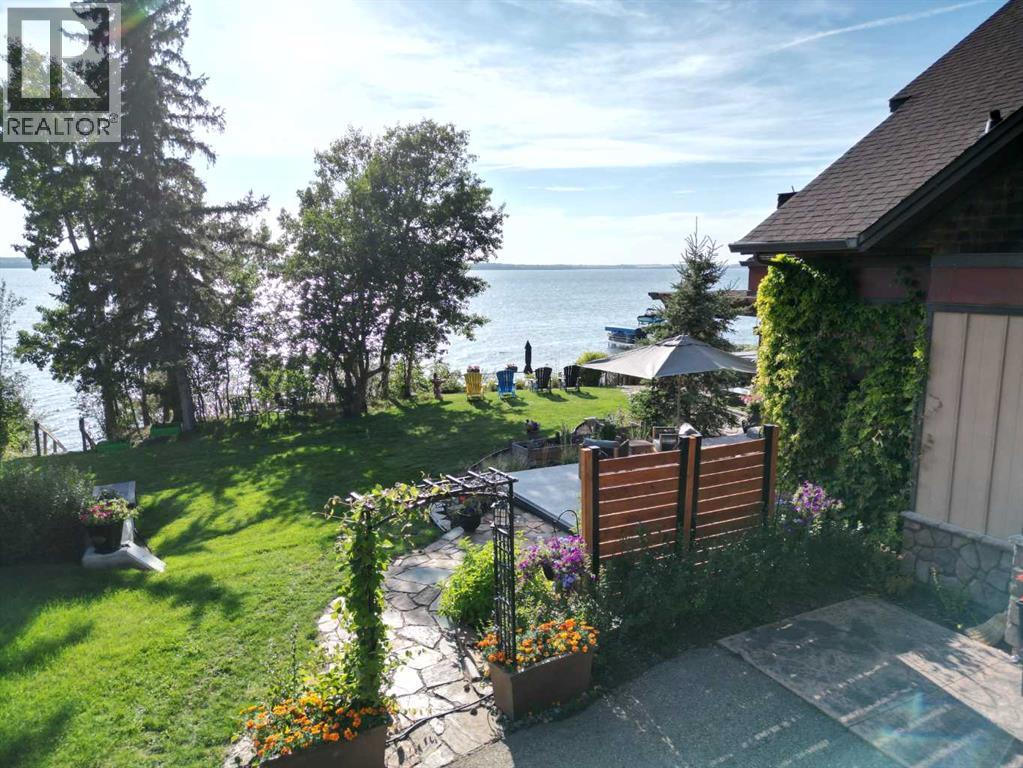 Listing photo – 141 Birchcliff Road, Birchcliff