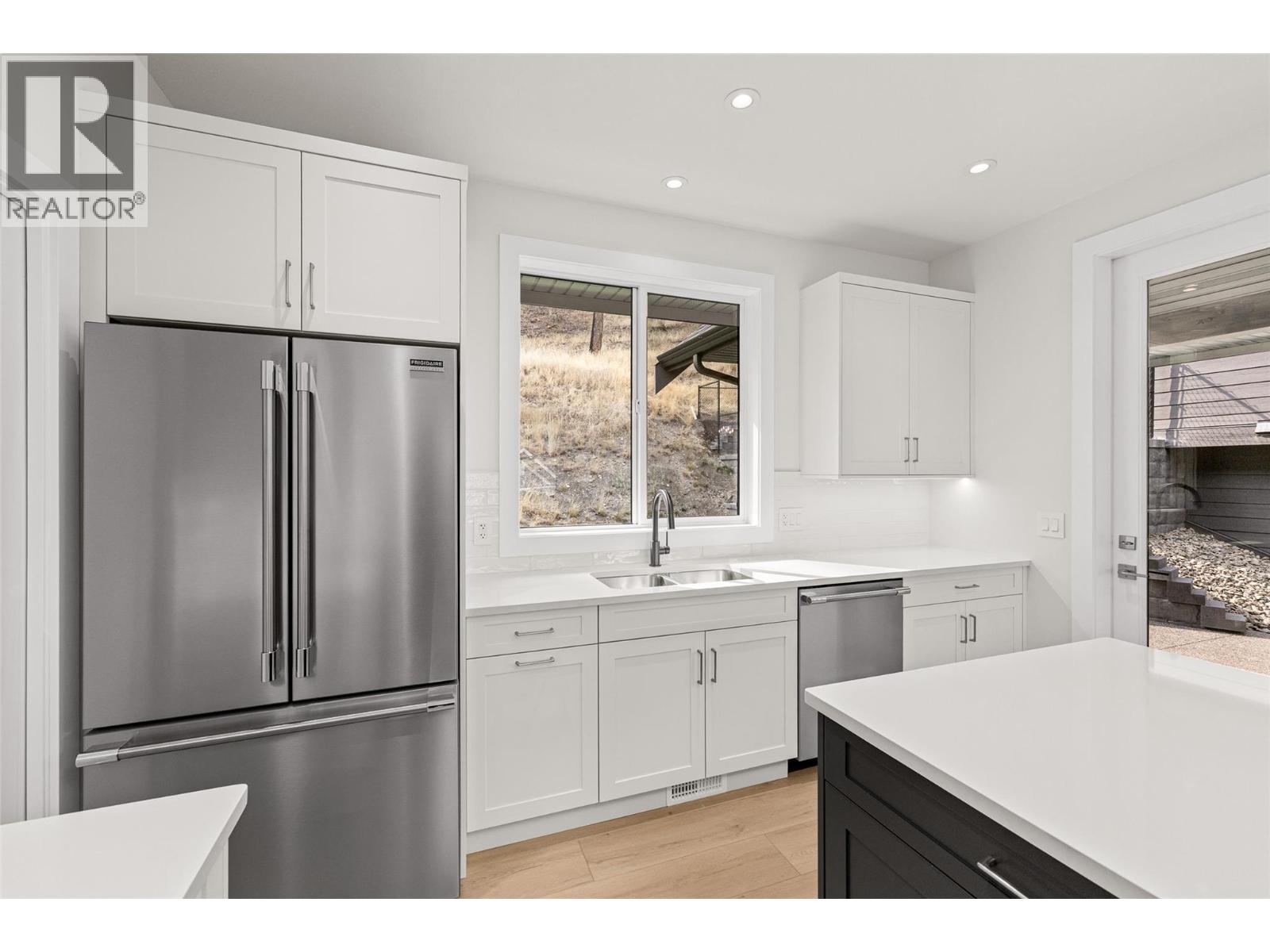 1448 Whistling Pine Place, Kelowna