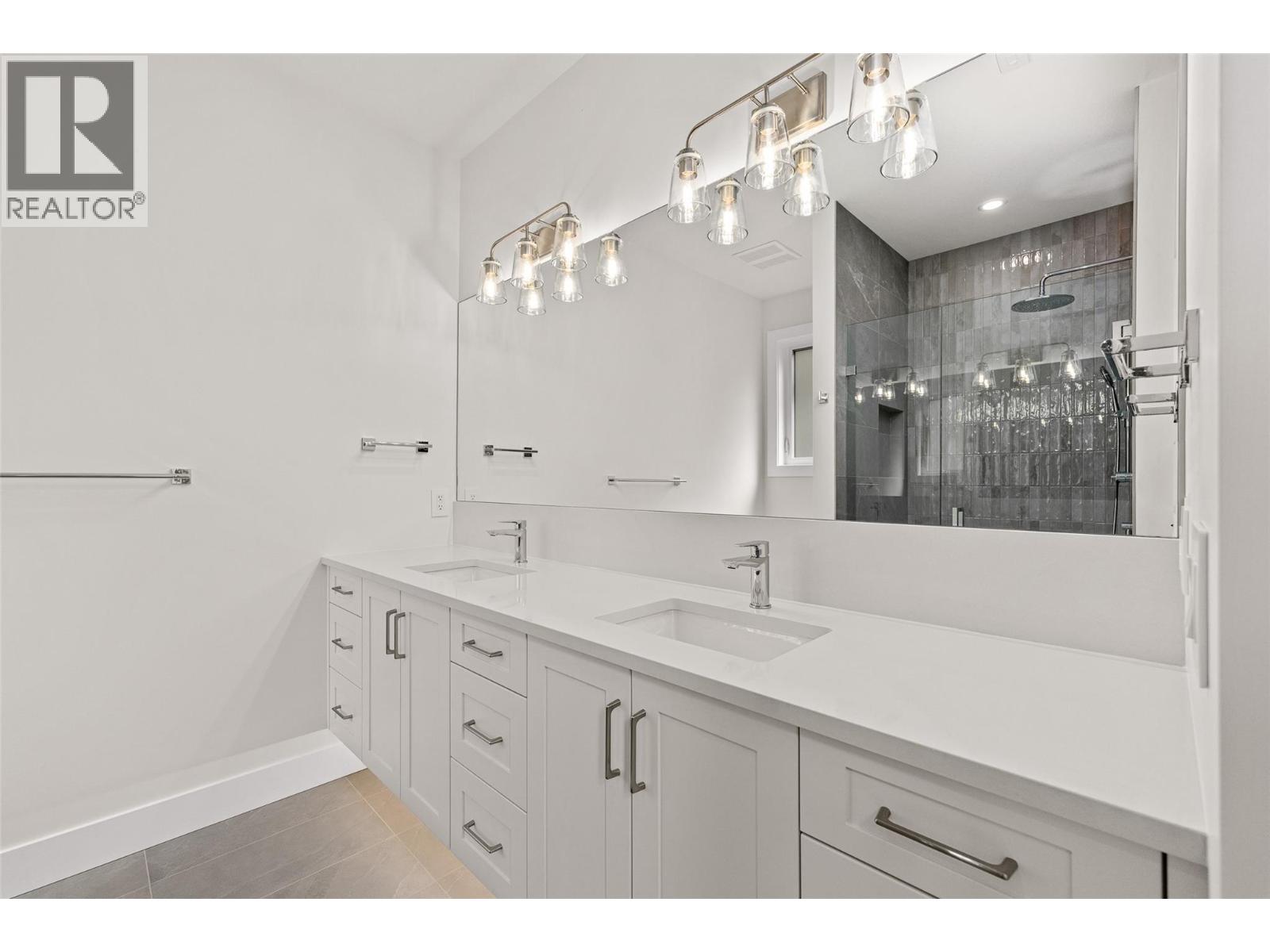 1448 Whistling Pine Place, Kelowna