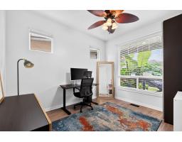 14848 56a Avenue, Surrey, BC V3S8X1 Photo 6