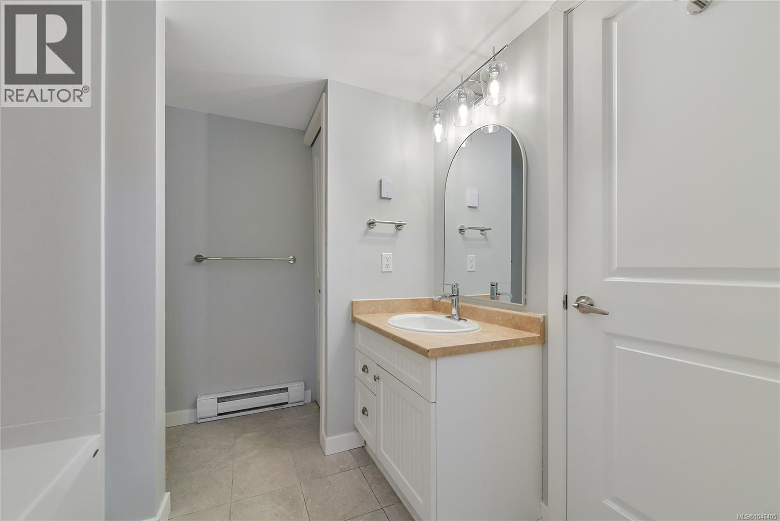 105 2695 Deville Road, Langford