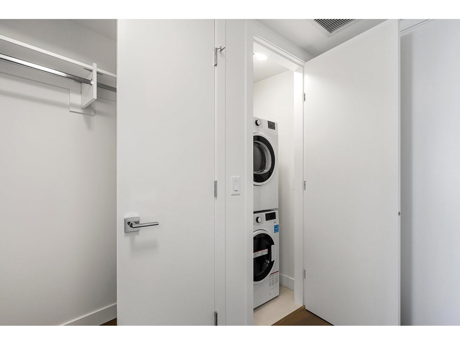1108 1588 JOHNSTON STREET, White Rock