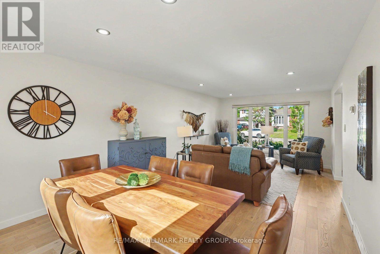 60 WOODBURN DRIVE, Ottawa — photo 9