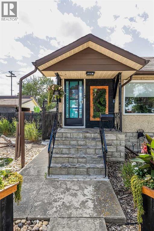 708 Broadway Avenue E, Redcliff, Alberta, T0J2P0