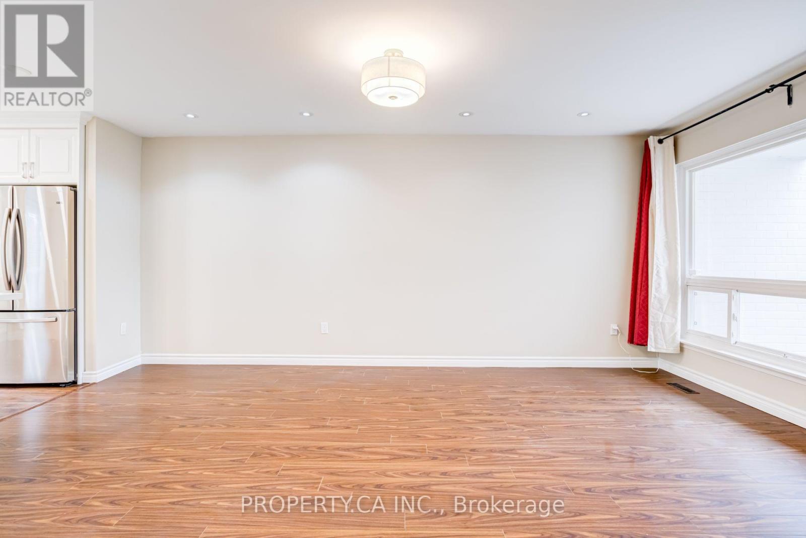 49 WHITELEAS AVENUE - 12