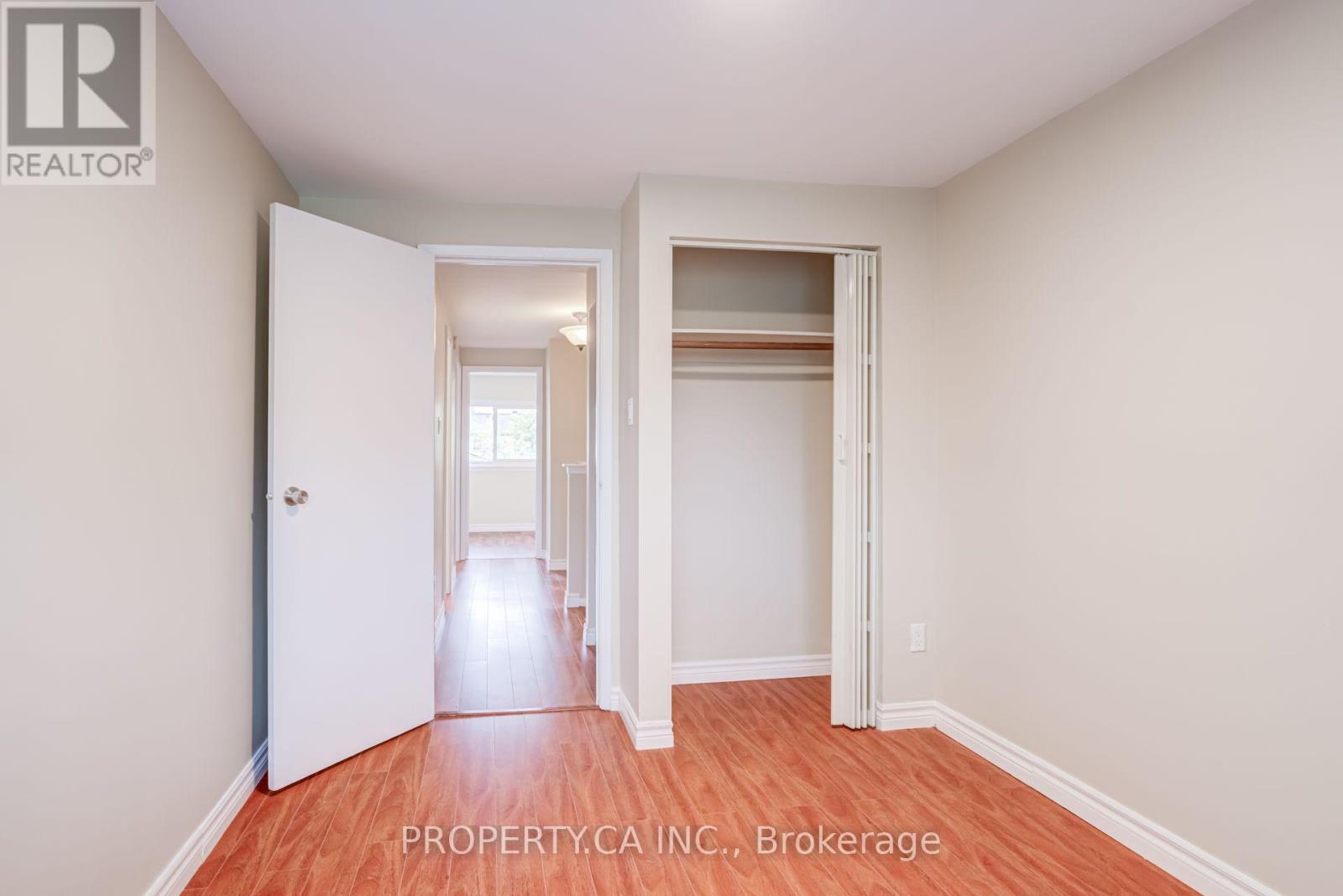 49 WHITELEAS AVENUE - 40