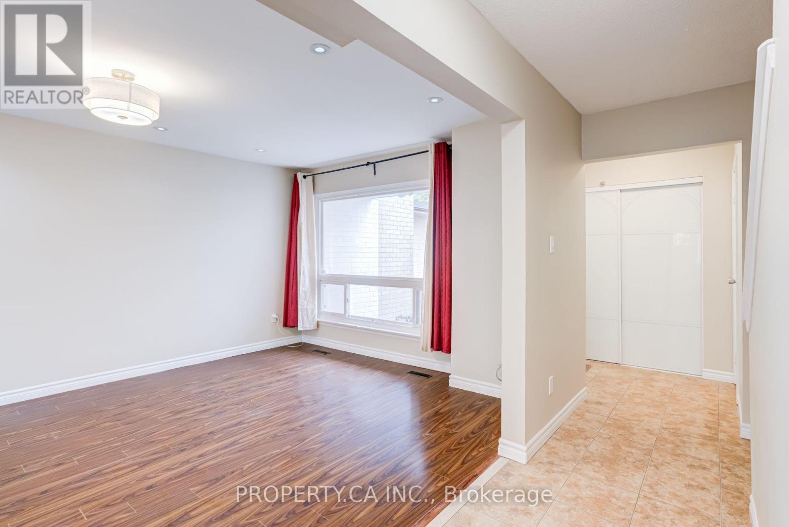 49 WHITELEAS AVENUE - 5