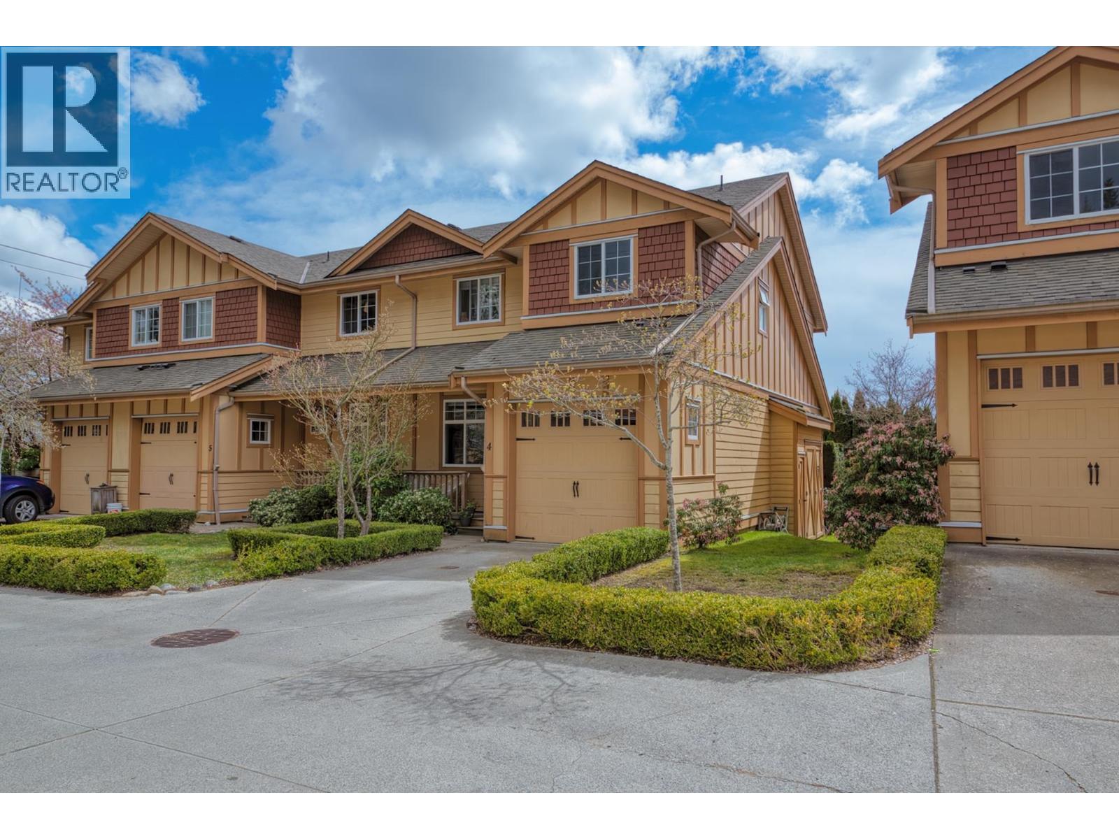 4 809 NORTH ROAD, Gibsons