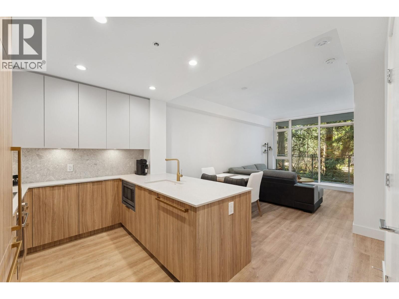 208 2375 EMERY COURT, North Vancouver