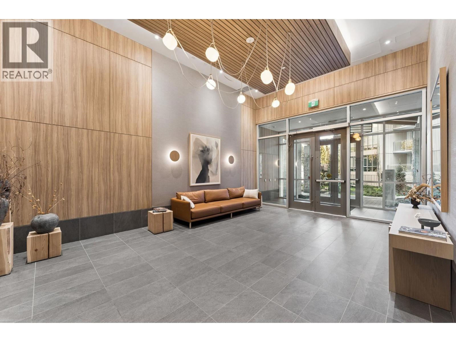208 2375 EMERY COURT, North Vancouver