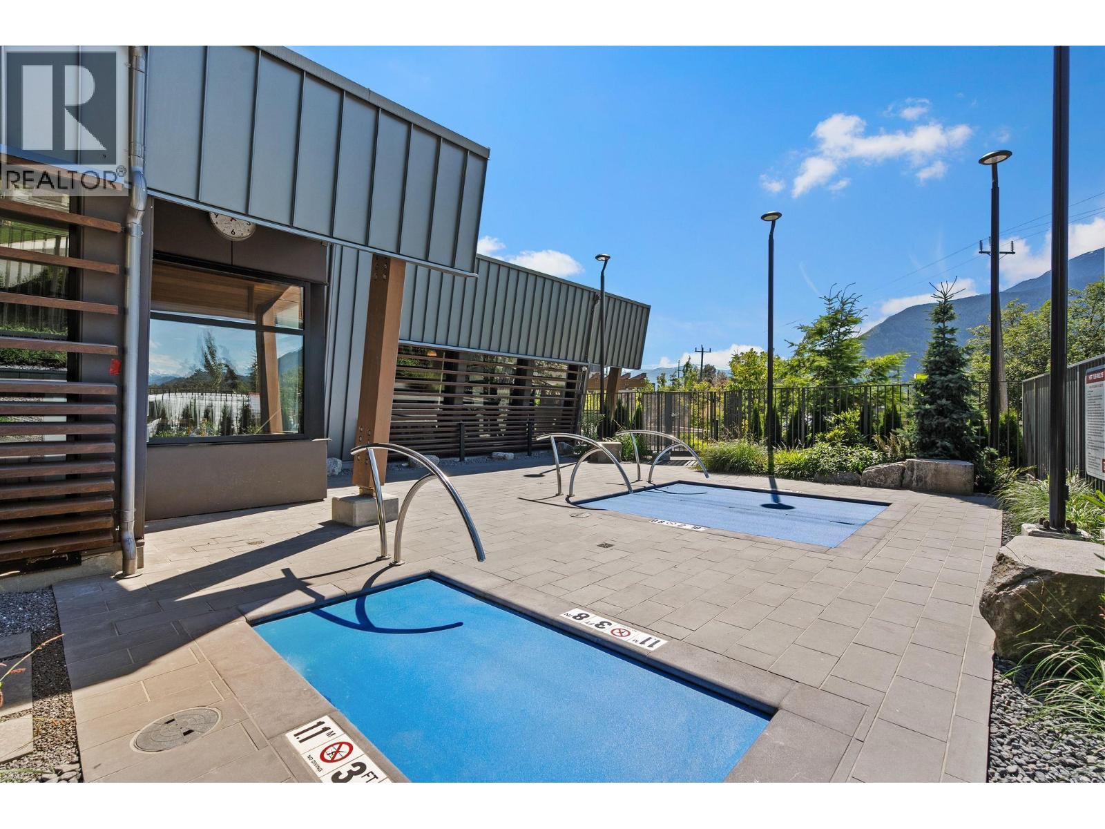 311 1500 SCOTT CRESCENT, Squamish