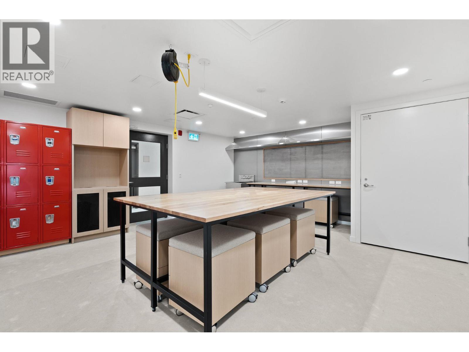 311 1500 SCOTT CRESCENT, Squamish