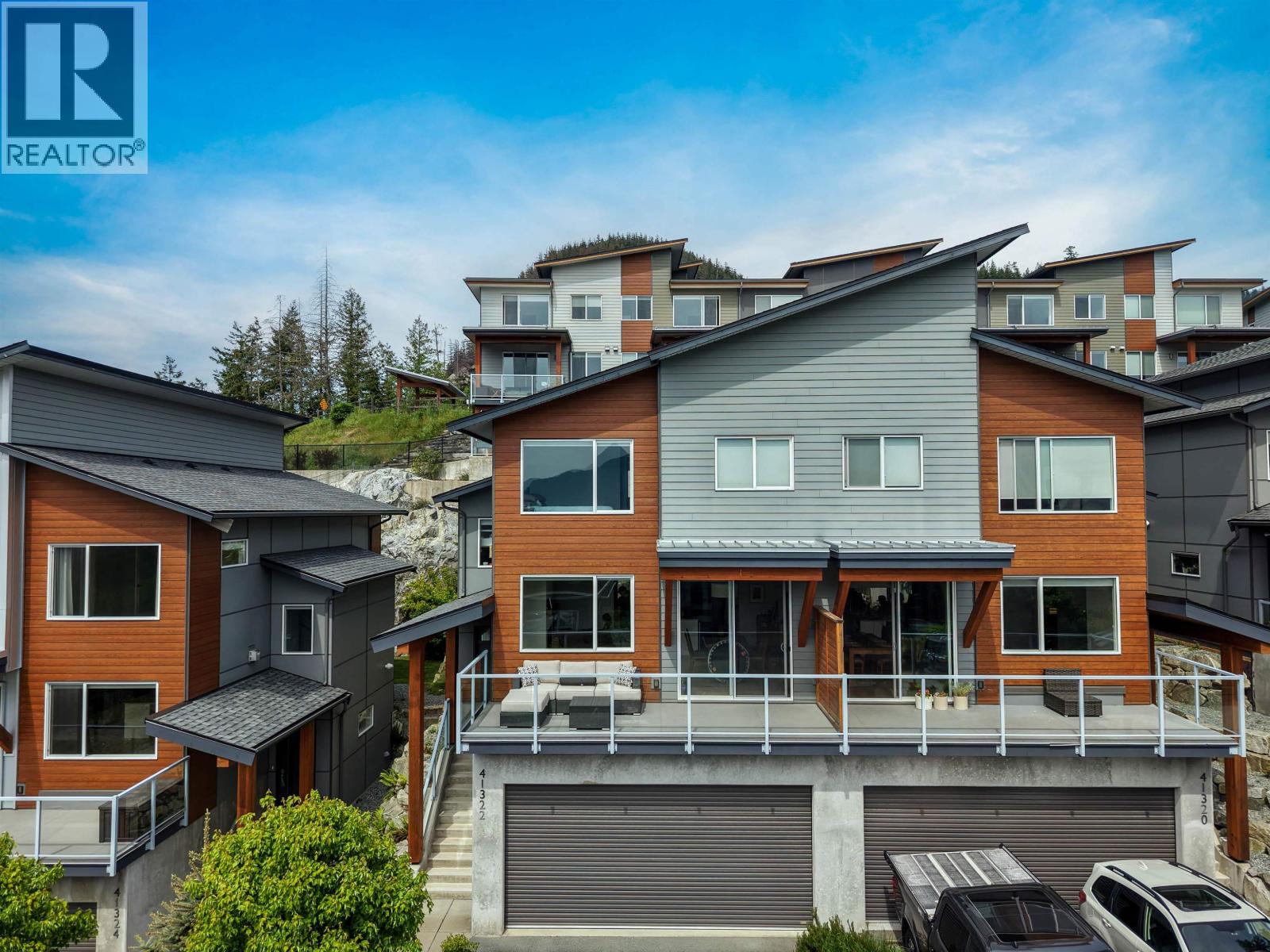41322 HORIZON DRIVE, Squamish