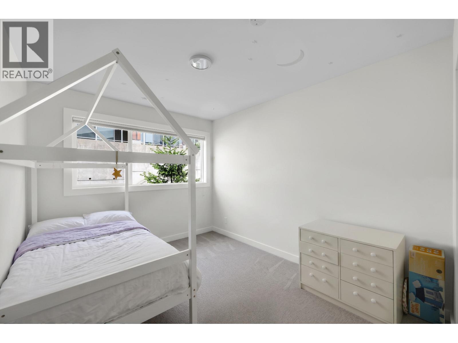 41322 HORIZON DRIVE, Squamish
