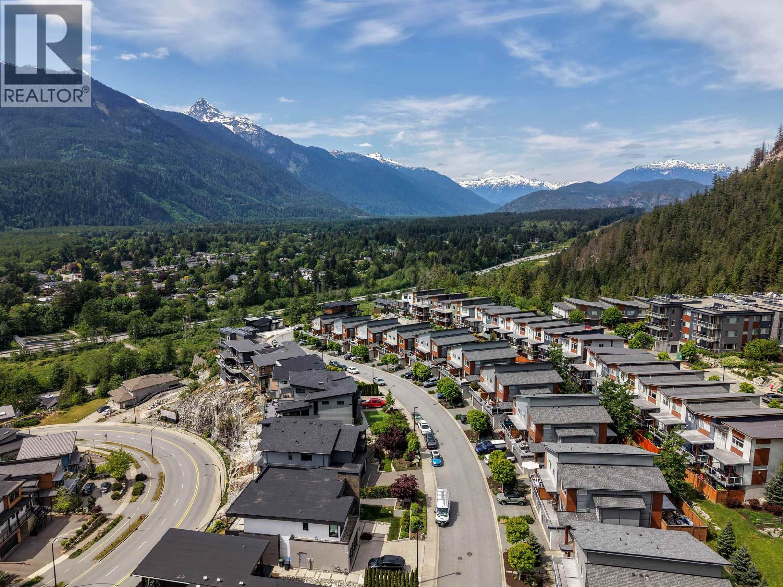 41322 HORIZON DRIVE, Squamish
