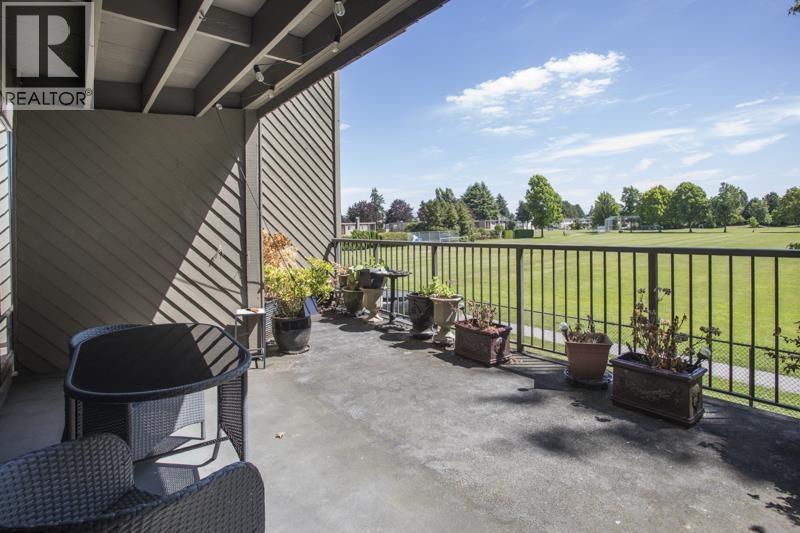 115 9300 GLENACRES DRIVE, Richmond