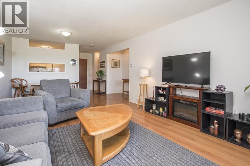 115 9300 GLENACRES DRIVE, Richmond