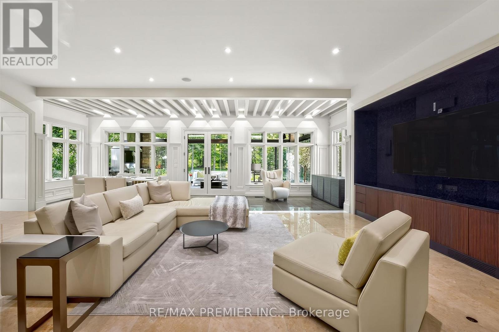 40 GOLF AVENUE - 11