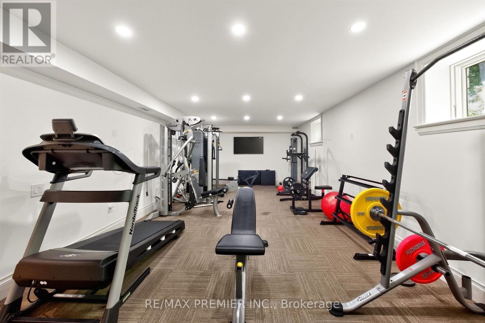 40 GOLF AVENUE - Image 43