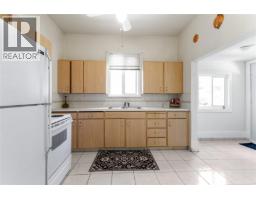 2461 Dundas Street, Vancouver, BC V5K1P5 Photo 7