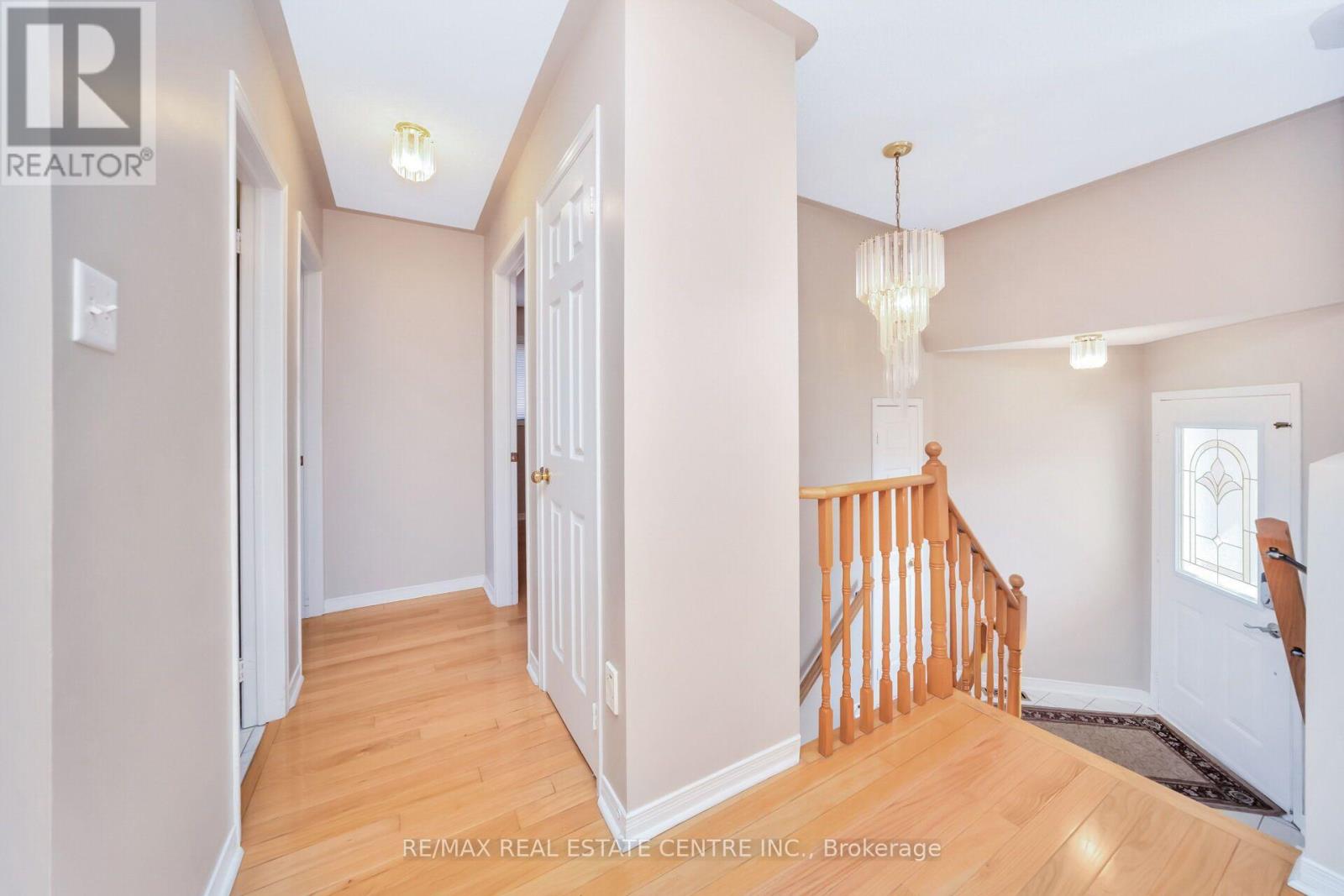 111 SPRINGVIEW DRIVE - 19