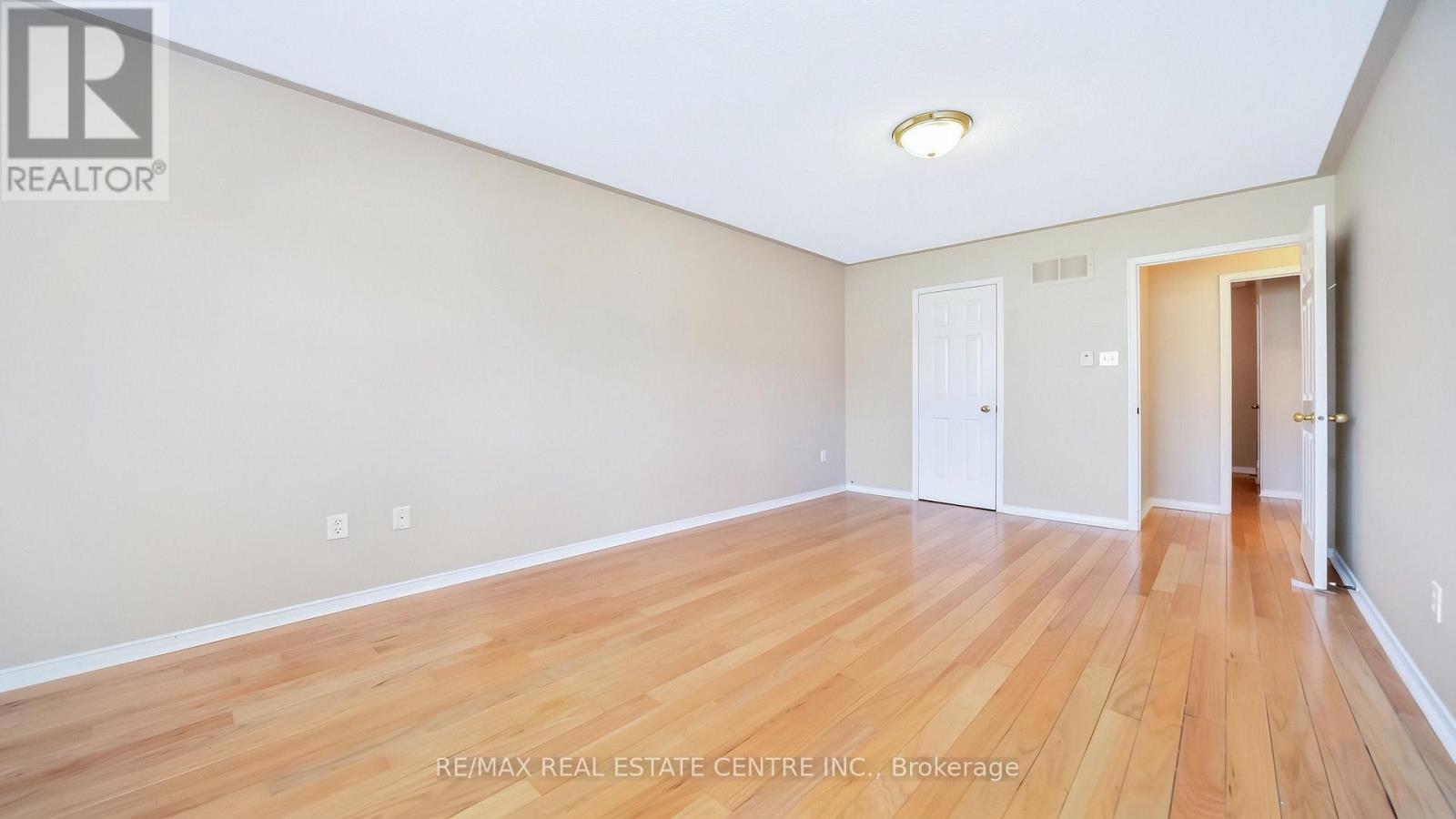 111 SPRINGVIEW DRIVE - 21
