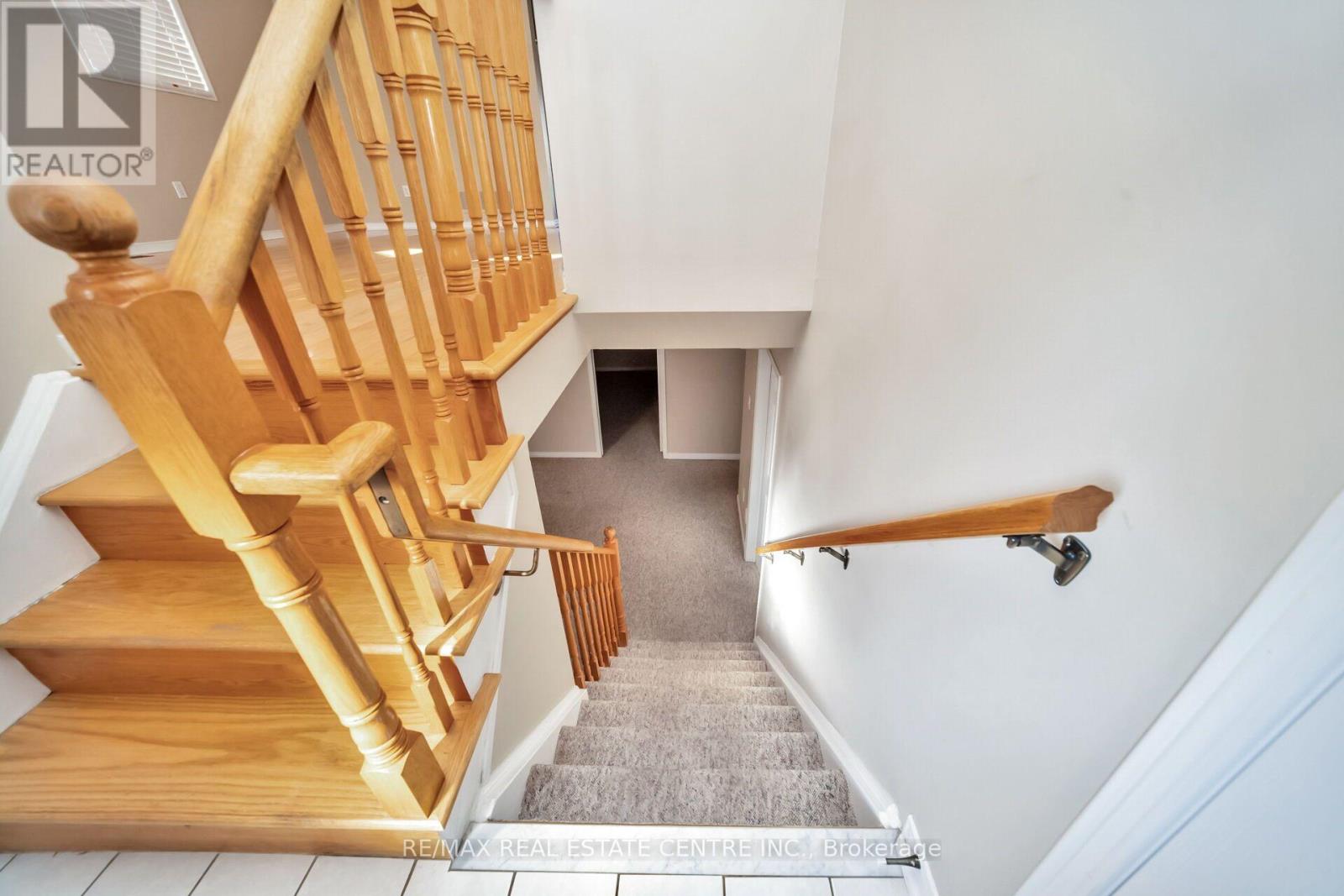 111 SPRINGVIEW DRIVE - 25