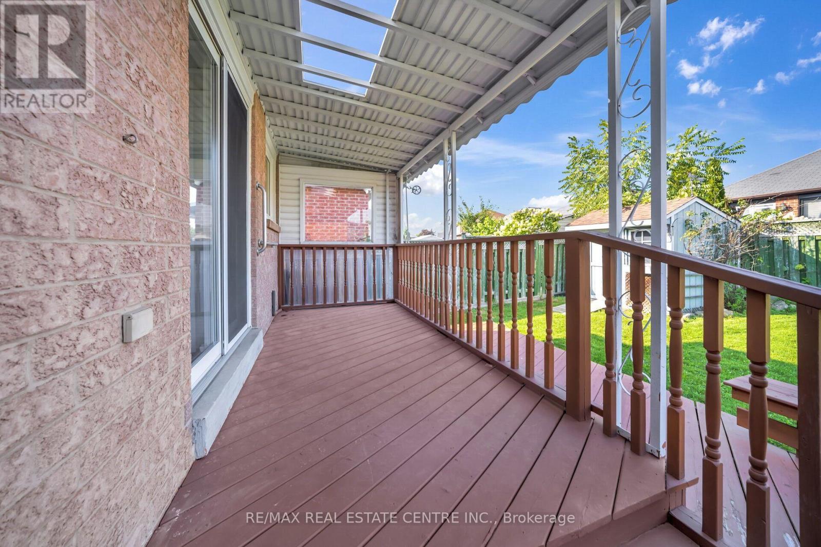 111 SPRINGVIEW DRIVE - 39